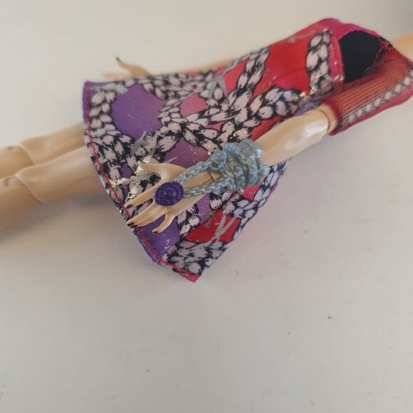 Ever After High Legacy Day Raven Queen Doll - Picture 5 of 6